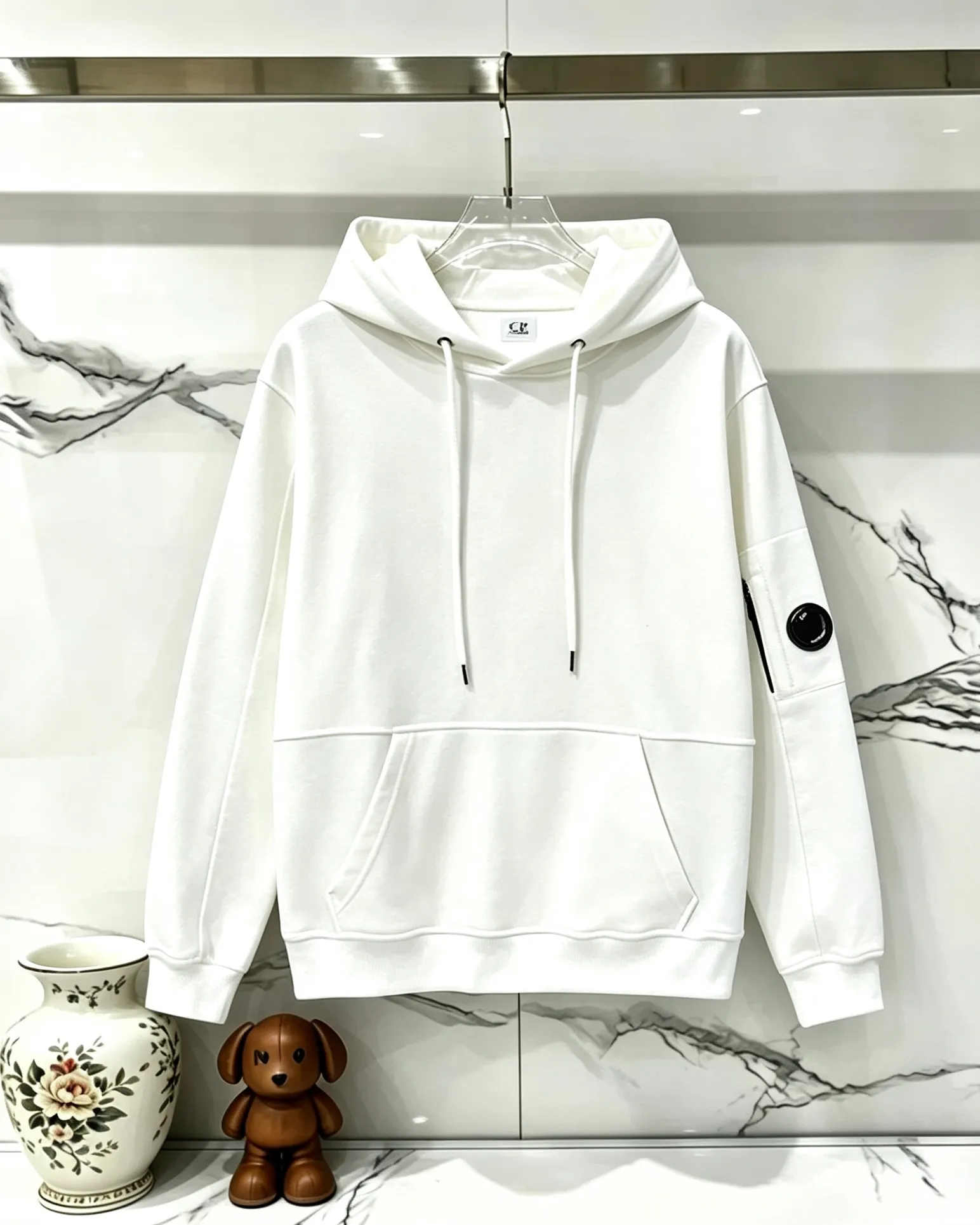 H 6062 C.P.company Classic hooded terry sweatshirt with side pockets and glasses Color: White Gray Navy Blue Black Size: M-XXL Item No.: H 6062